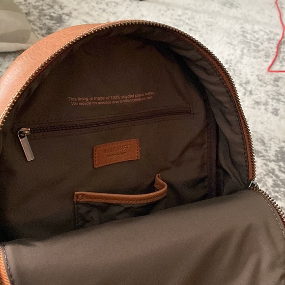 Matt and Matt Vegan Leather Crossbody backpack - Picture 2 of 5